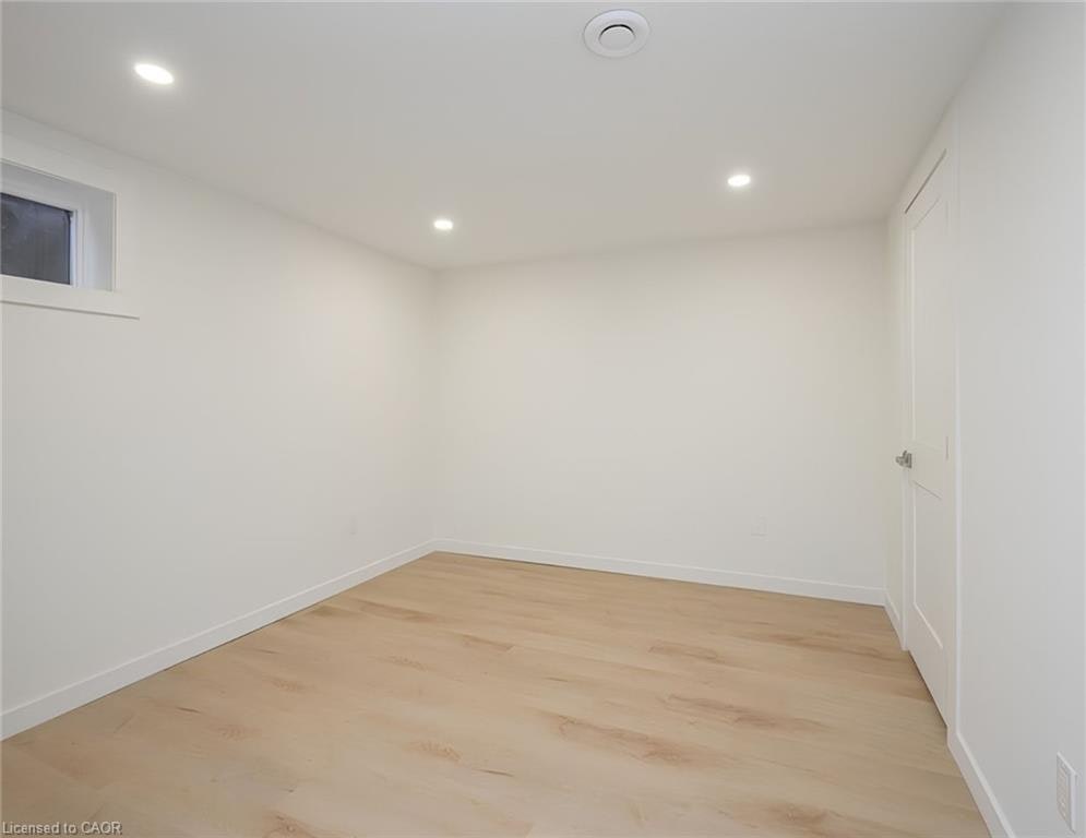 Lower-781 Ninth Avenue, Hamilton, ON, L8T 2A7 - 9
