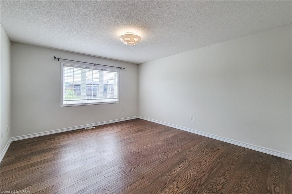 8 Secinaro Avenue, Hamilton, ON, L9G 0C6 - 37
