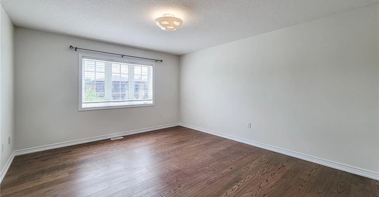 8 Secinaro Avenue, Hamilton, ON, L9G 0C6 - 37