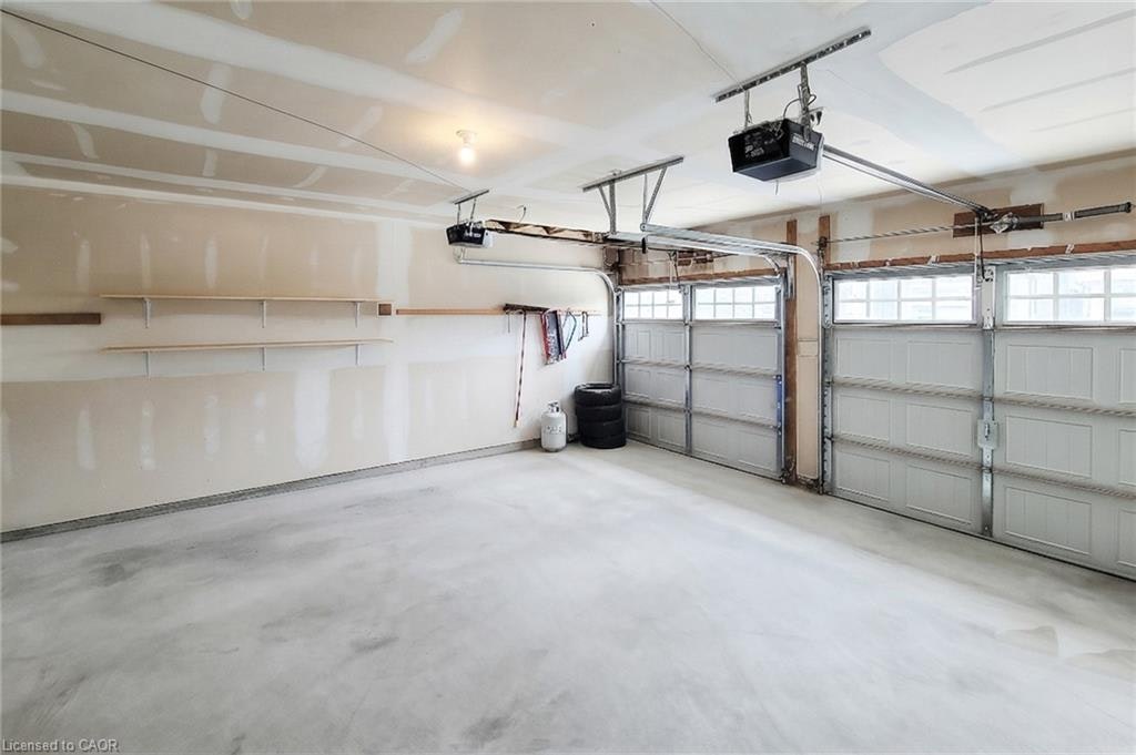 8 Secinaro Avenue, Hamilton, ON, L9G 0C6 - 47