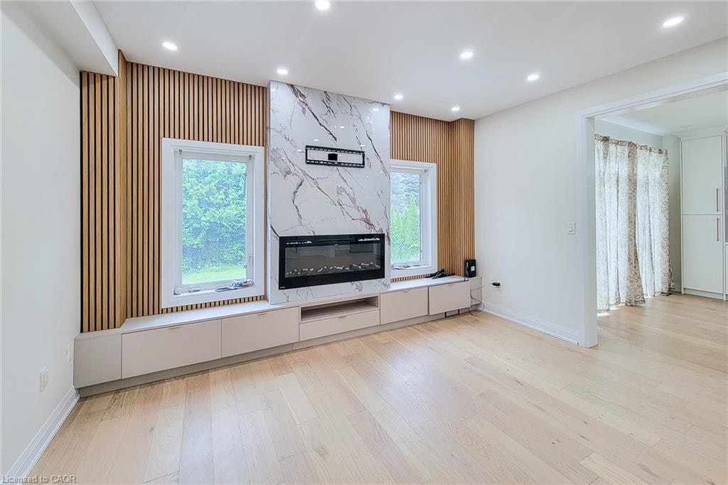 8 Secinaro Avenue, Hamilton, ON, L9G 0C6 - 14