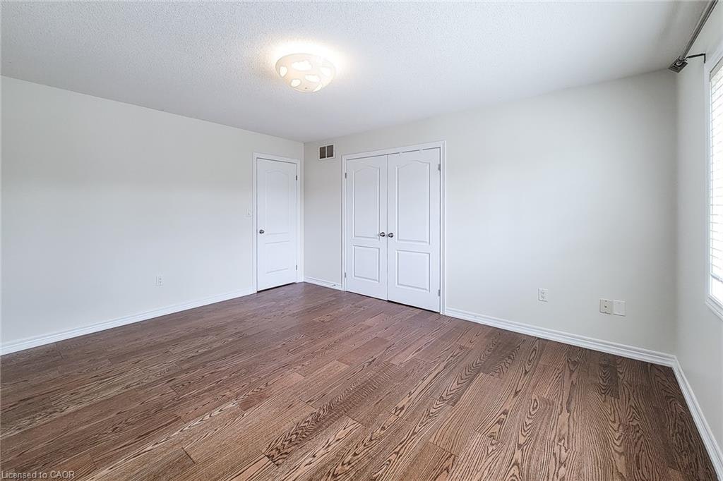 8 Secinaro Avenue, Hamilton, ON, L9G 0C6 - 39