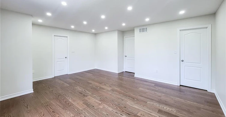 8 Secinaro Avenue, Hamilton, ON, L9G 0C6 - 31
