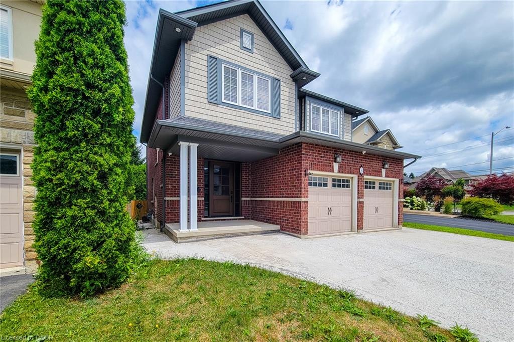 8 Secinaro Avenue, Hamilton, ON, L9G 0C6 - 3