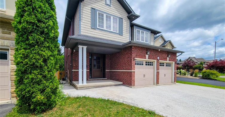 8 Secinaro Avenue, Hamilton, ON, L9G 0C6 - 3