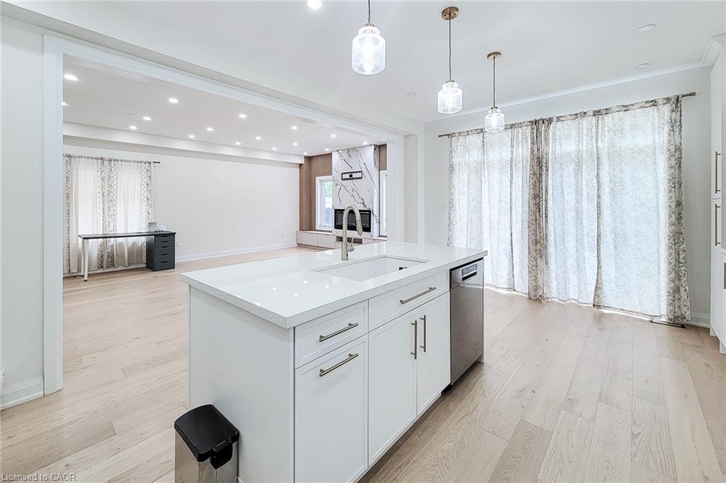 8 Secinaro Avenue, Hamilton, ON, L9G 0C6 - 24
