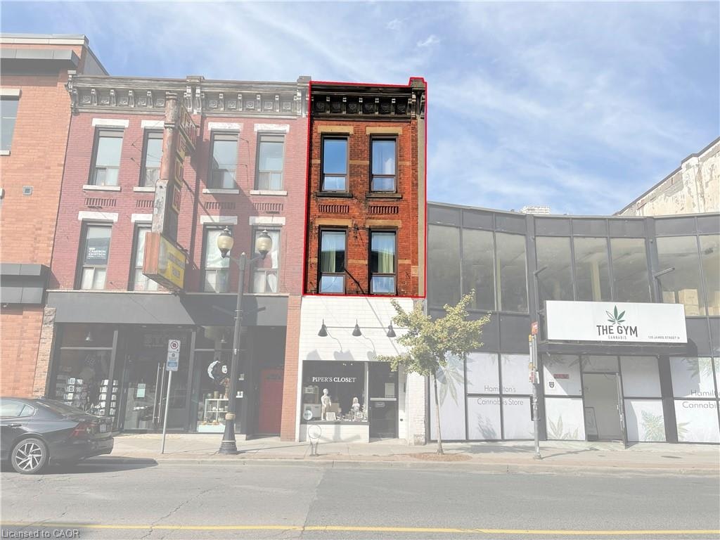 Upper-133 James Street N, Hamilton, ON, L8R 2K8