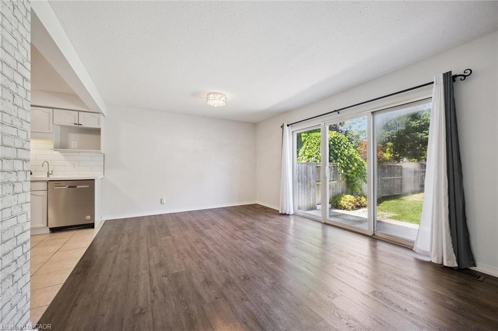 96 Templewood Drive, Kitchener, ON, N2R 1Y4 - 16