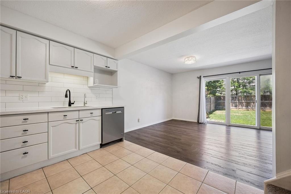 96 Templewood Drive, Kitchener, ON, N2R 1Y4 - 14