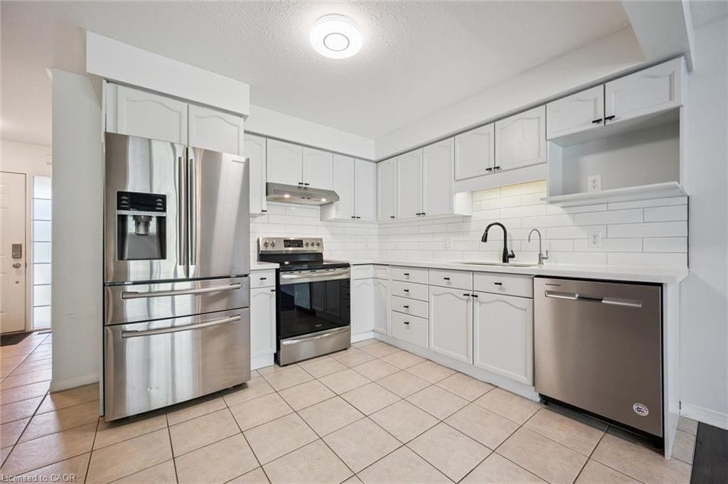 96 Templewood Drive, Kitchener, ON, N2R 1Y4 - 9