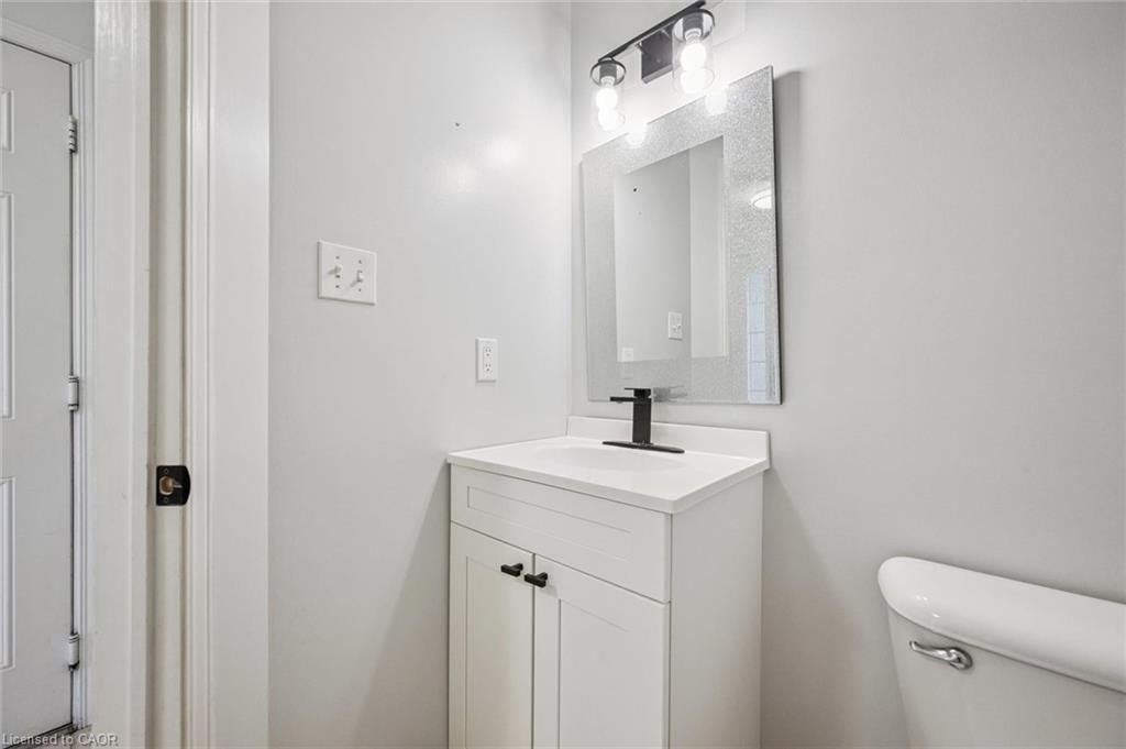 96 Templewood Drive, Kitchener, ON, N2R 1Y4 - 8