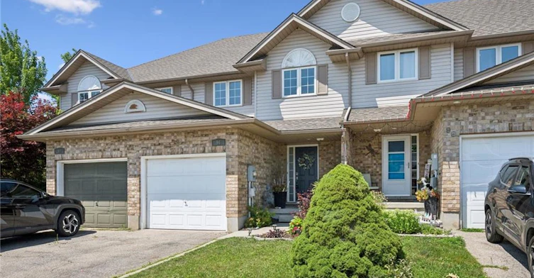96 Templewood Drive, Kitchener, ON, N2R 1Y4 - 2