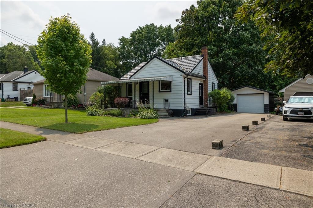 260 Robinson Street, Woodstock, ON, N4S 3B9