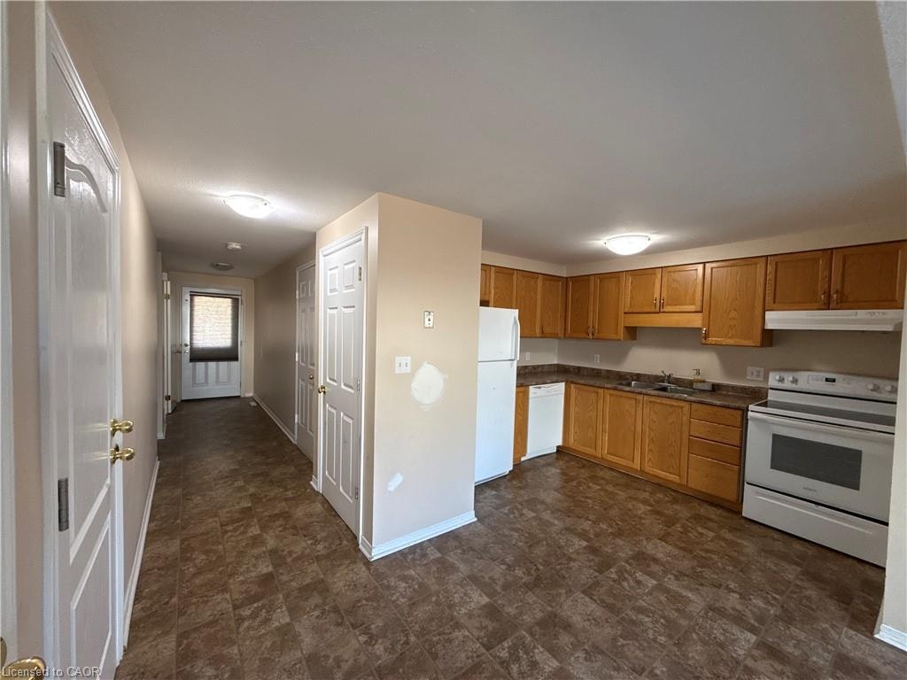1-11 Hackberry Street, Kitchener, ON, N2E 3R2 - 5