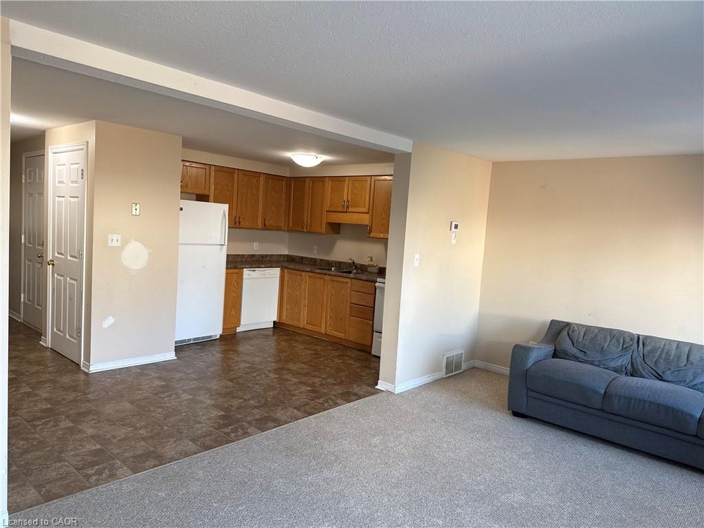 1-11 Hackberry Street, Kitchener, ON, N2E 3R2 - 8