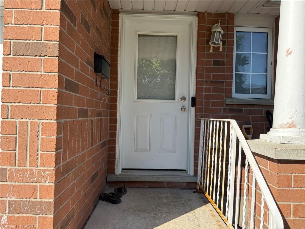 1-11 Hackberry Street, Kitchener, ON, N2E 3R2 - 2