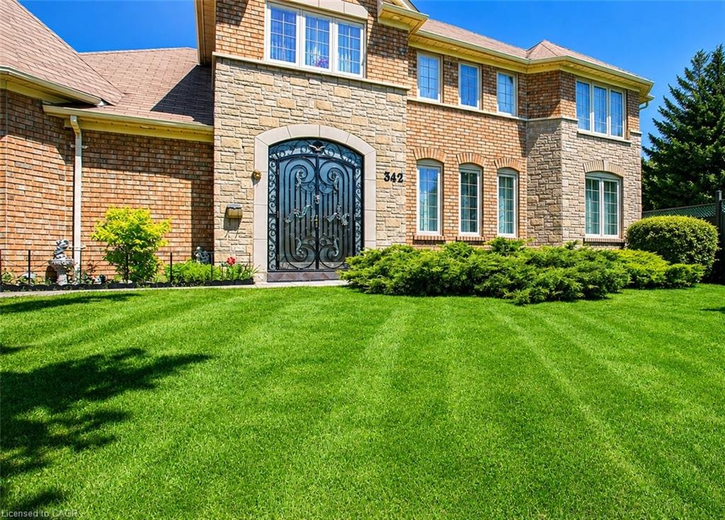 342 Saginaw Parkway, Cambridge, ON, N1T 1R8