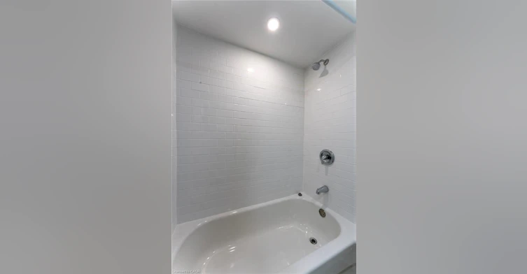 103-700 Lawrence Road, Hamilton, ON, L8K 1Z5 - 11