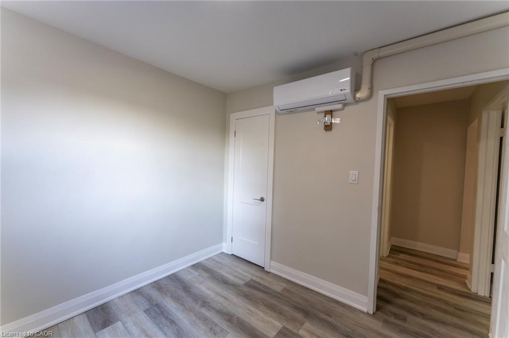 103-700 Lawrence Road, Hamilton, ON, L8K 1Z5 - 8