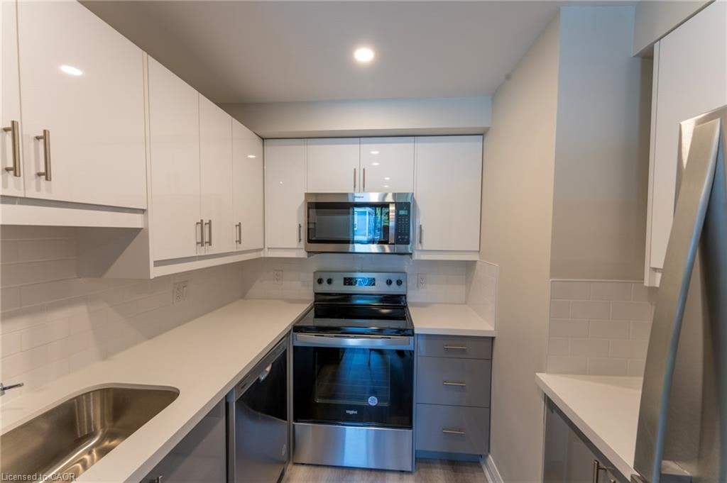 103-700 Lawrence Road, Hamilton, ON, L8K 1Z5 - 2