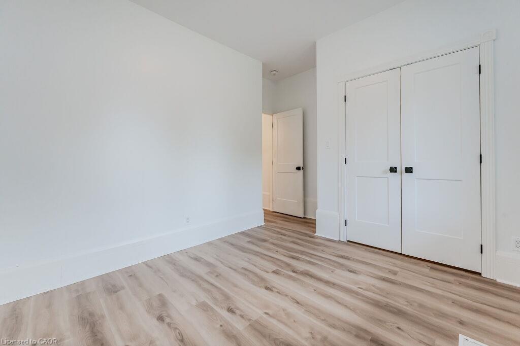 A-76 Wellington Street N, Kitchener, ON, N2H 5J6 - 11