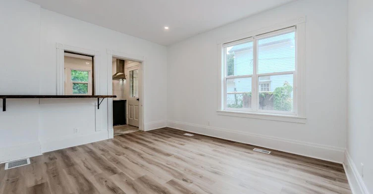 A-76 Wellington Street N, Kitchener, ON, N2H 5J6 - 8