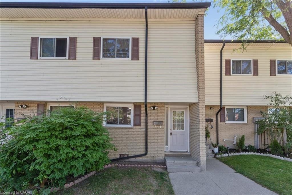 8-211 Veronica Drive, Kitchener, ON, N2A 2R8
