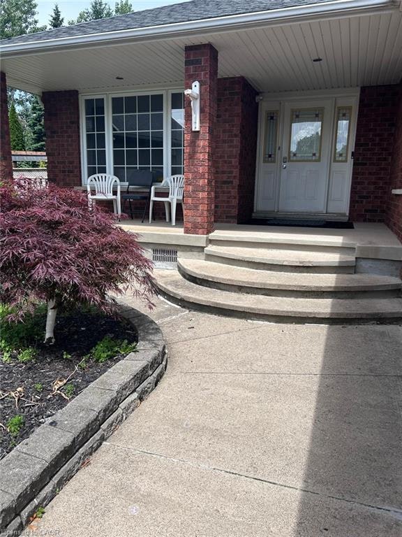 7594 Canterbury Crescent, Niagara Falls, ON, L2H 3E7 - 2