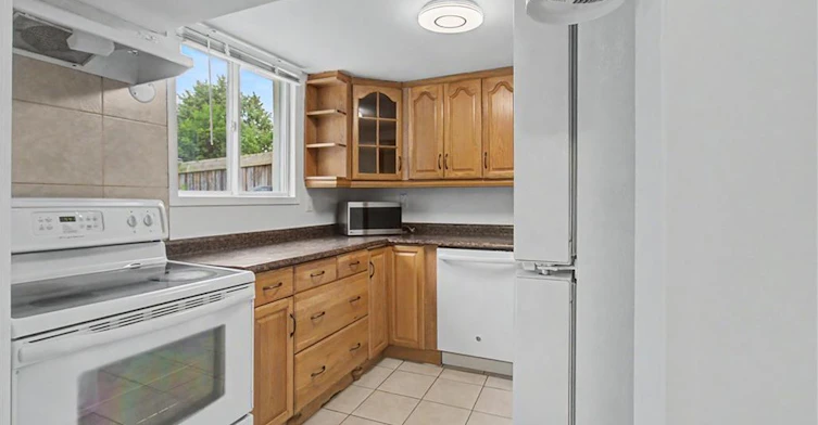 Lower Unit-179 Wendover Drive, Hamilton, ON, L9C 5X6 - 7