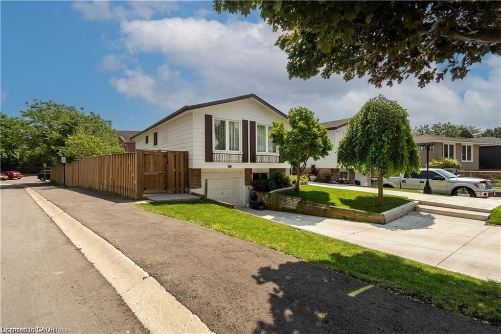 Lower Unit-179 Wendover Drive, Hamilton, ON, L9C 5X6