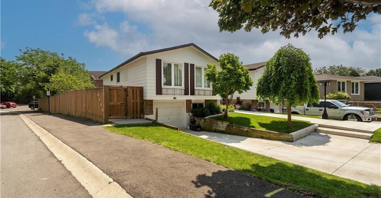 Lower Unit-179 Wendover Drive, Hamilton, ON, L9C 5X6