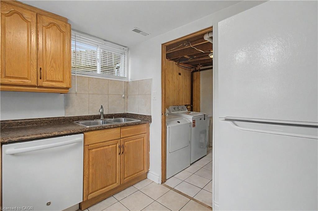 Lower Unit-179 Wendover Drive, Hamilton, ON, L9C 5X6 - 11