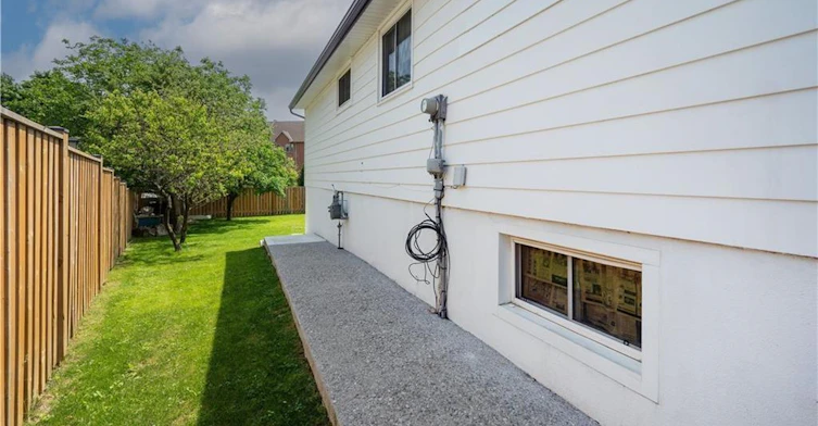 Lower Unit-179 Wendover Drive, Hamilton, ON, L9C 5X6 - 24