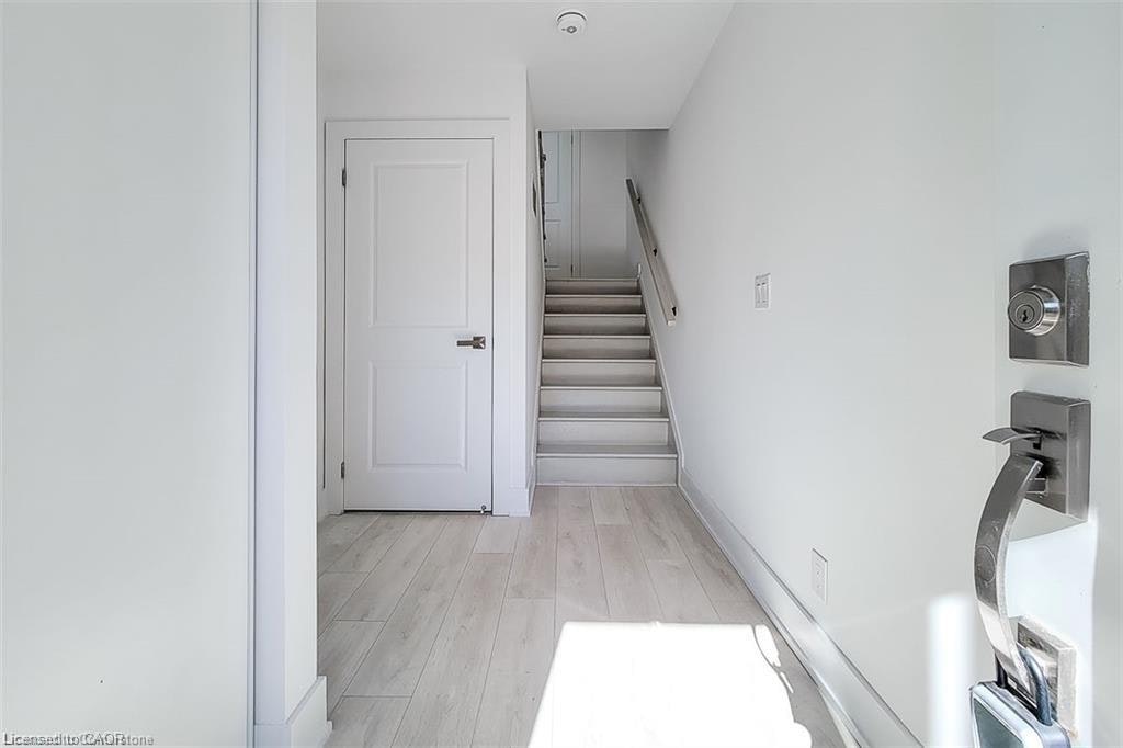 2-5451 Lakeshore Road, Burlington, ON, L7L 1E1 - 12