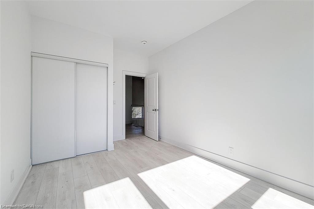 2-5451 Lakeshore Road, Burlington, ON, L7L 1E1 - 23