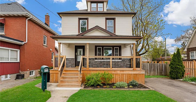 112 Oakland Avenue, Welland, ON, L3C 2C1