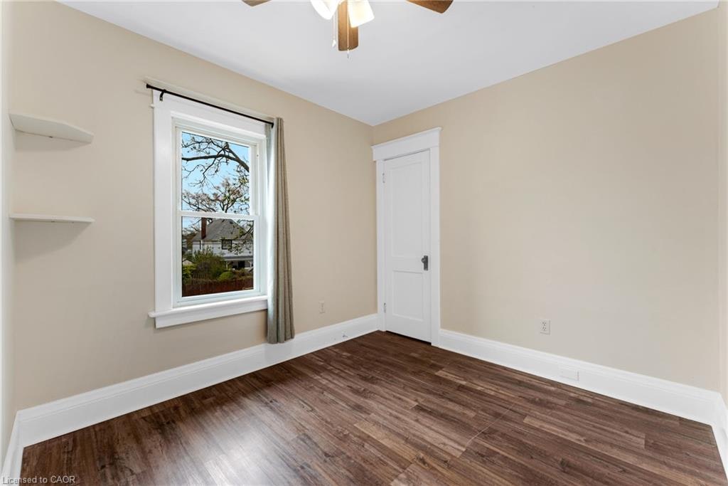 112 Oakland Avenue, Welland, ON, L3C 2C1 - 16