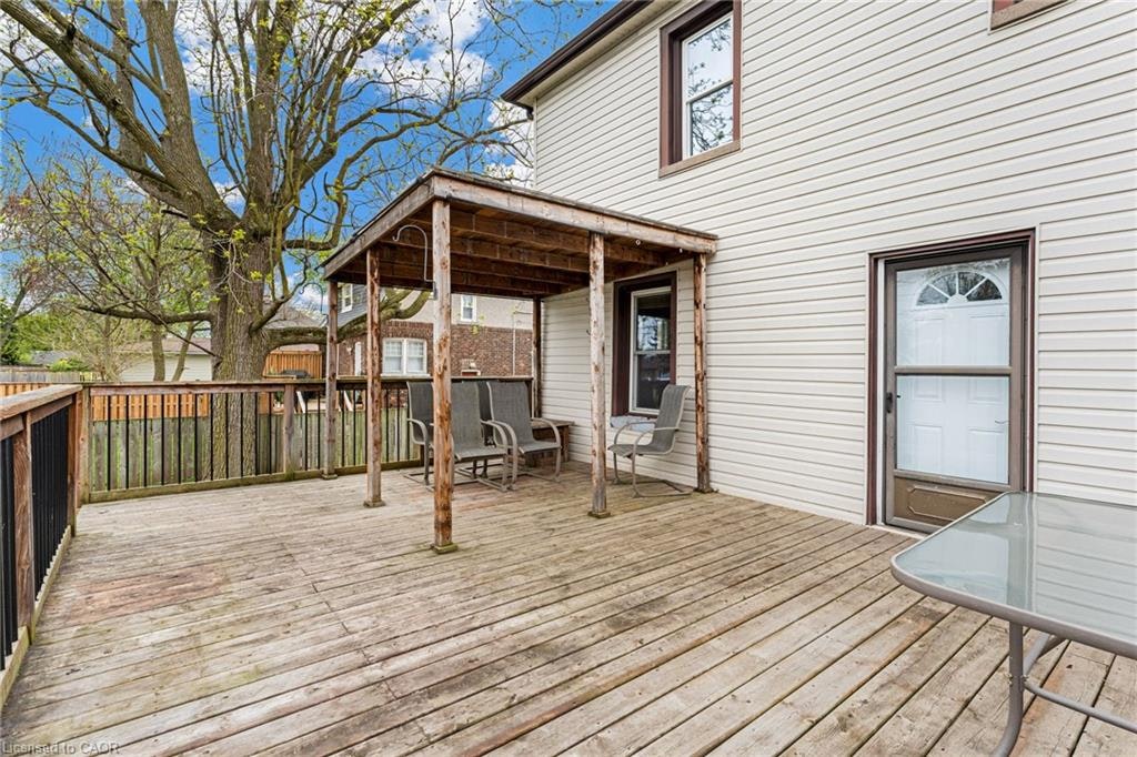 112 Oakland Avenue, Welland, ON, L3C 2C1 - 23