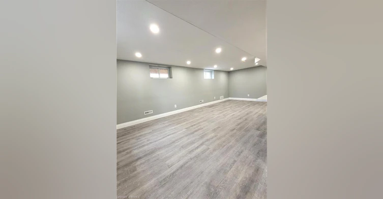 Lower-76 Glenview Avenue, Cambridge, ON, N1R 2W2 - 4