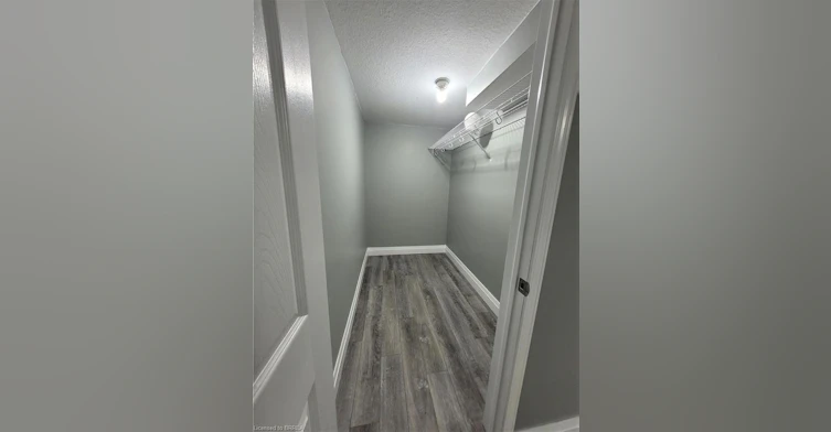 Lower-76 Glenview Avenue, Cambridge, ON, N1R 2W2 - 6