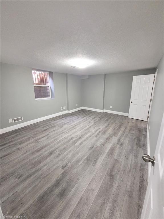Lower-76 Glenview Avenue, Cambridge, ON, N1R 2W2 - 7