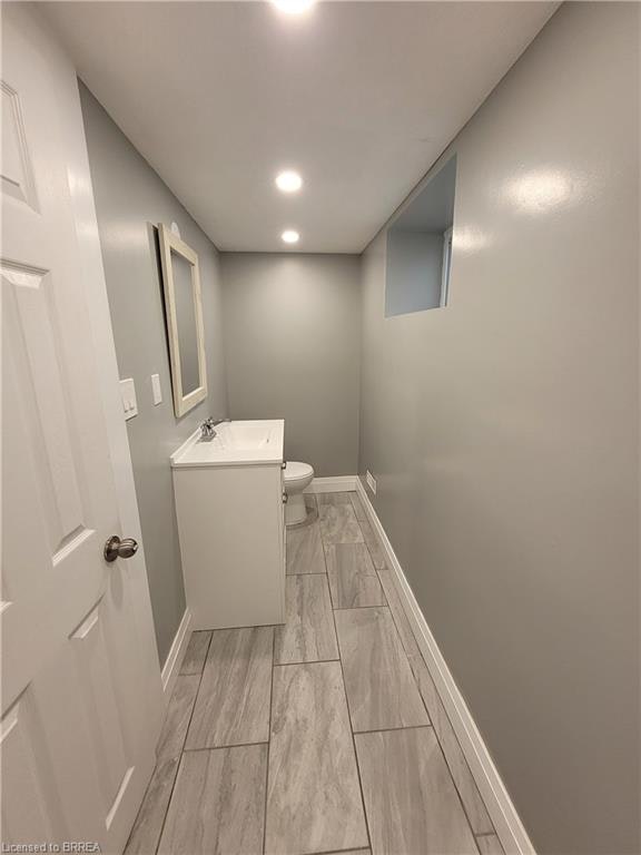 Lower-76 Glenview Avenue, Cambridge, ON, N1R 2W2 - 8