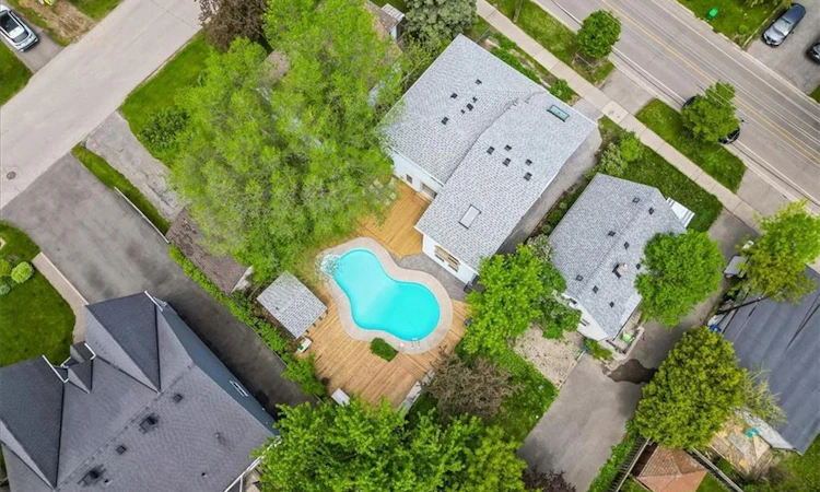 1168 Canterbury Road