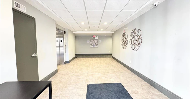 112-4016 Kilmer Drive, Burlington, ON, L7M 5A7 - 5