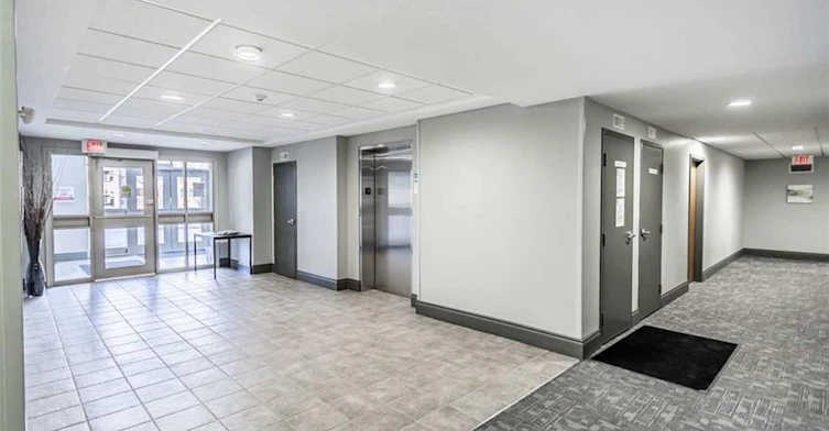 112-4016 Kilmer Drive, Burlington, ON, L7M 5A7 - 4