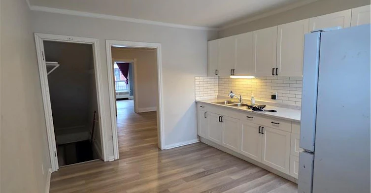 1-296 Emerald Street N, Hamilton, ON, L8L 5L3 - 5