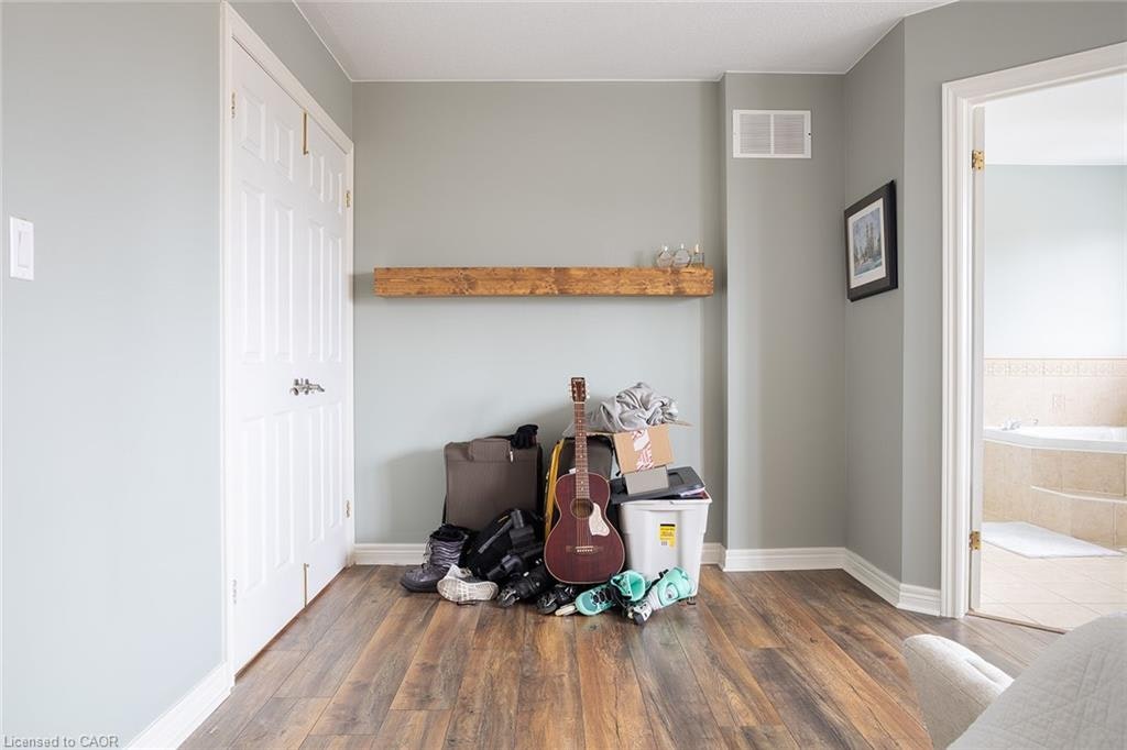 406 Ferguson Avenue N, Hamilton, ON, L8L 4Y7 - 34