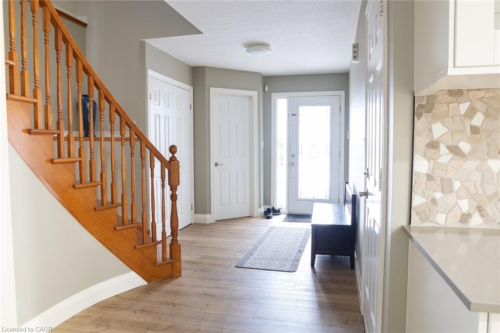 406 Ferguson Avenue N, Hamilton, ON, L8L 4Y7 - 12