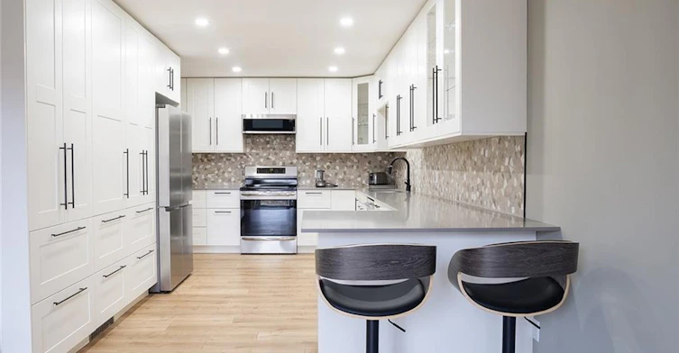 406 Ferguson Avenue N, Hamilton, ON, L8L 4Y7 - 9
