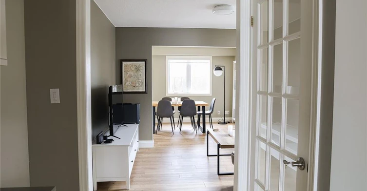 406 Ferguson Avenue N, Hamilton, ON, L8L 4Y7 - 3